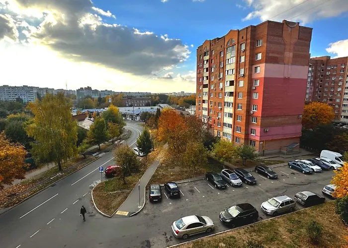 Червоне І Біле Мережа Квартир Alex Apartments Документи Для Відряджень Безконтактне Заселення 24-7